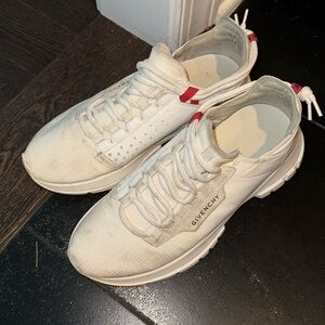 Authentic Givenchy sneakers sold out and hard to find 39